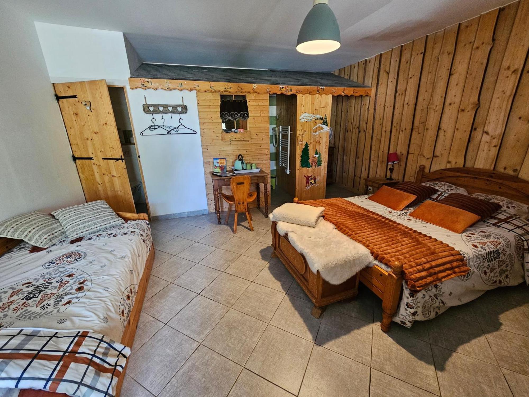 Yourtes Olachat Proche Annecy 法韦热 外观 照片